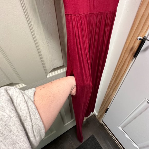 Maroon Maxi Dress - Picture 4 of 6